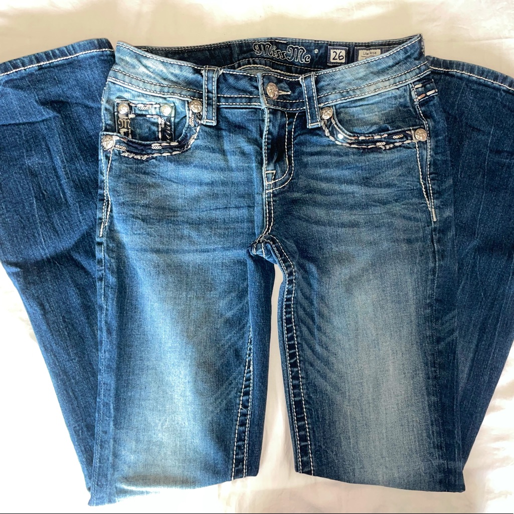 Womens Bootcut Low Rise Miss Me Jeans. Size 27.
